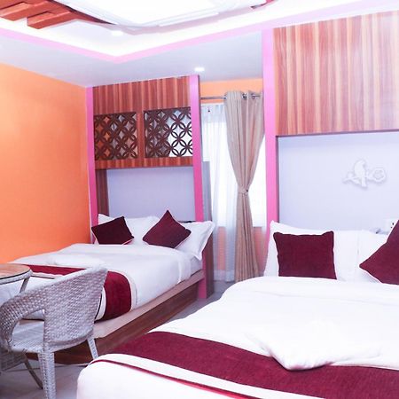 Om Tandoori Hotel Kathmandu Ngoại thất bức ảnh