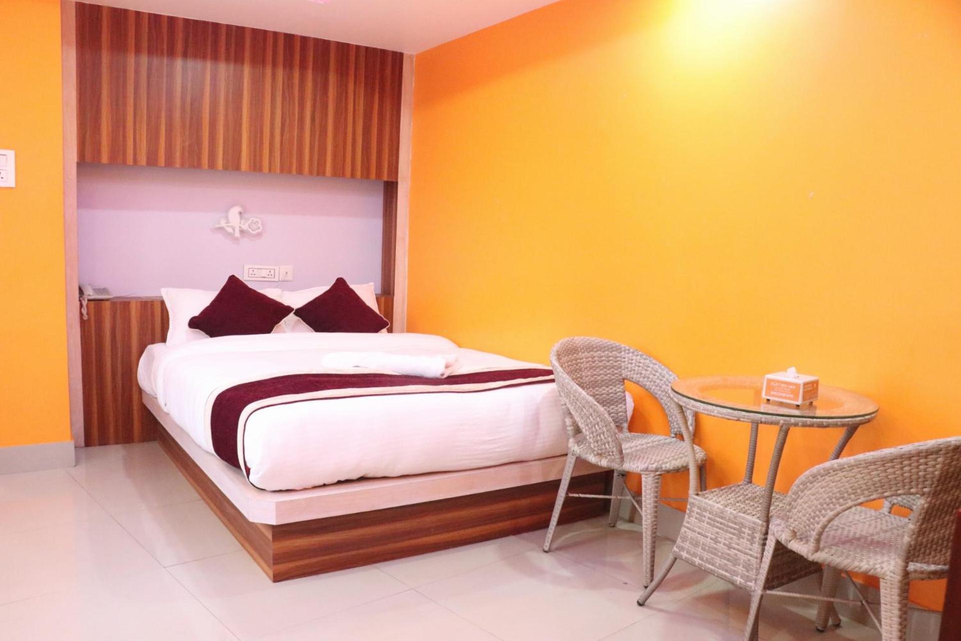 Om Tandoori Hotel Kathmandu Ngoại thất bức ảnh